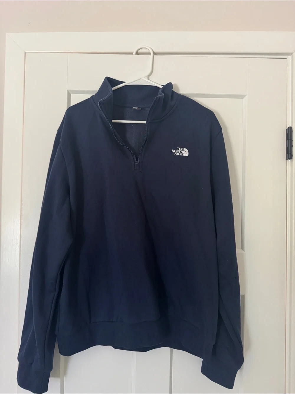 The North Face Men’s Navy quarter-Zip Pullover Sweater